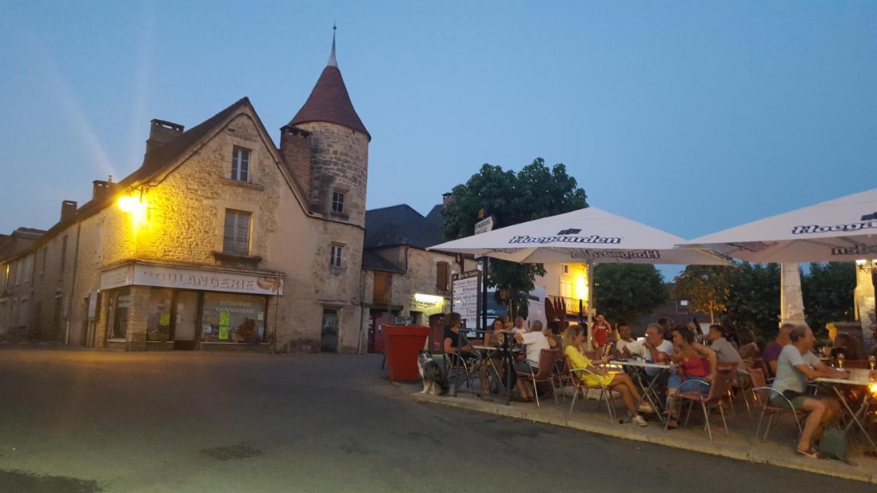 Au Soleil Couchant Saint-Julien-de-Lampon Kültér fotó